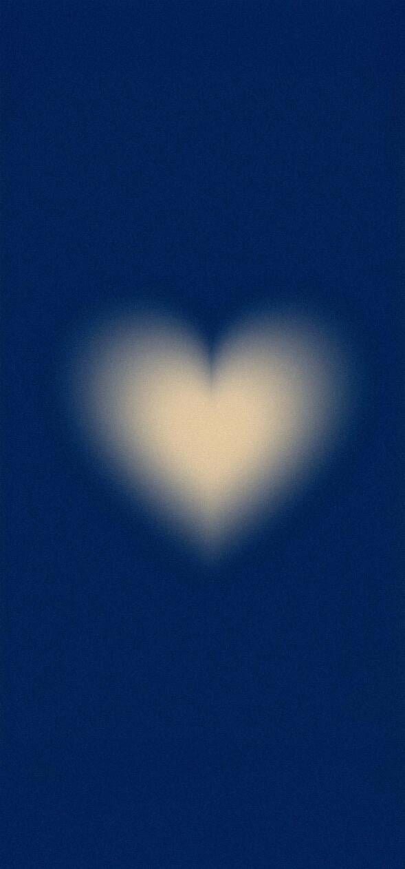 Blurred White Heart iPhone HD Wallpapers