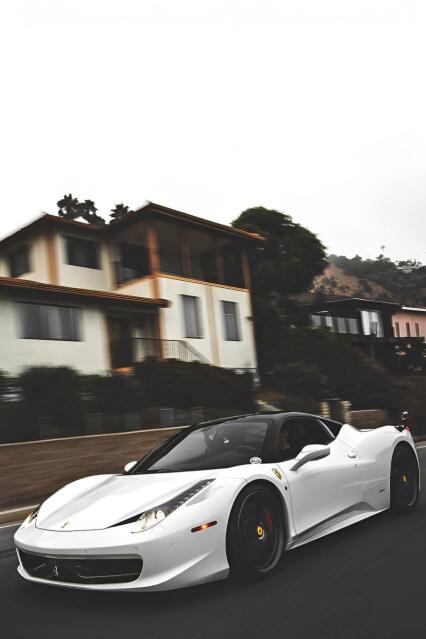 Ferrari Wallpapers 4k iPhone